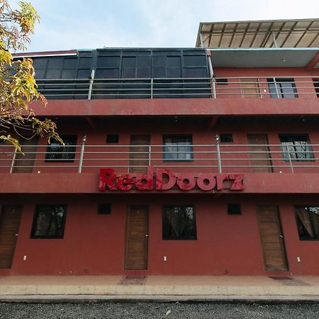 Reddoorz Plus At Malabag Silang - Vaccinated Staff Exterior foto